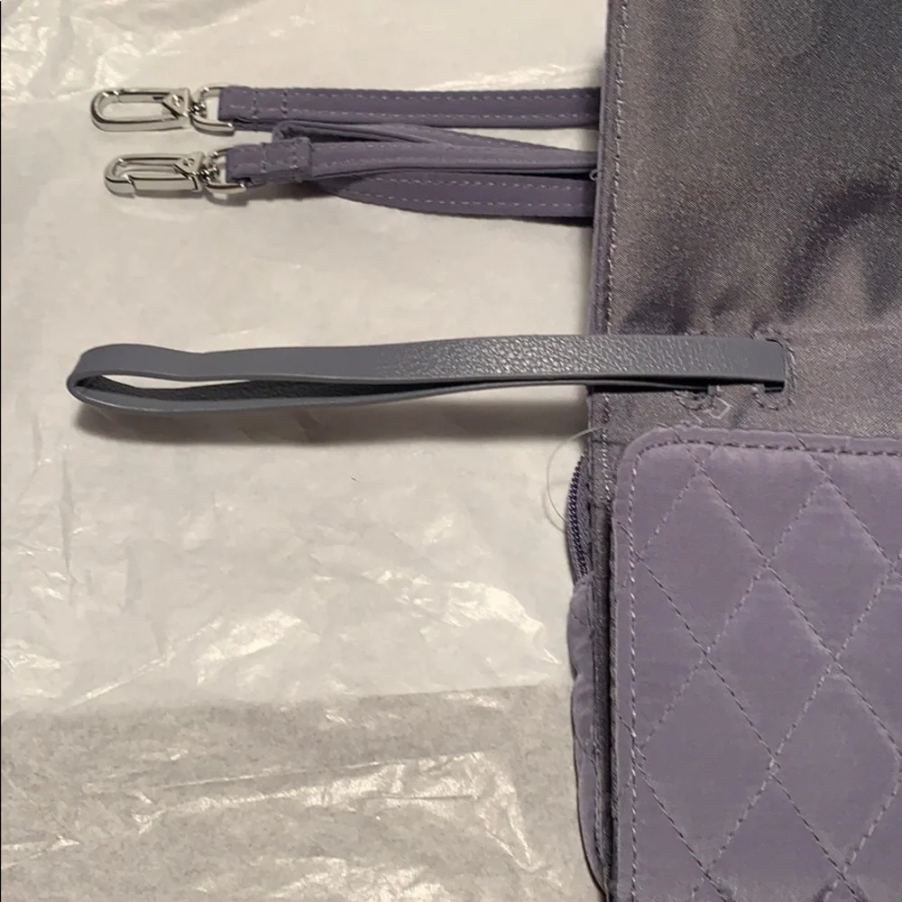 NWT Vera Bradley quilted crossbody/wristlet wallet - Picture 11 of 16